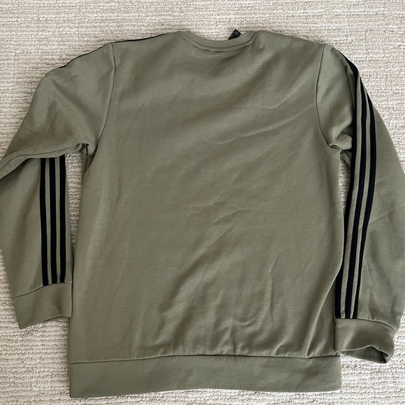 Men’s adidas sweatshirt M olive green - Picture 2 of 3